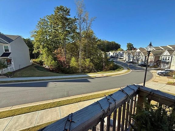 2nd image of 414 Ruths Blvd