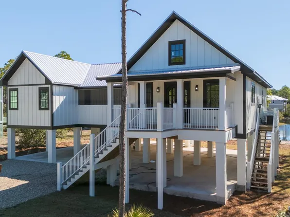 125 Lightning Bug Ln, Sopchoppy, FL 32358