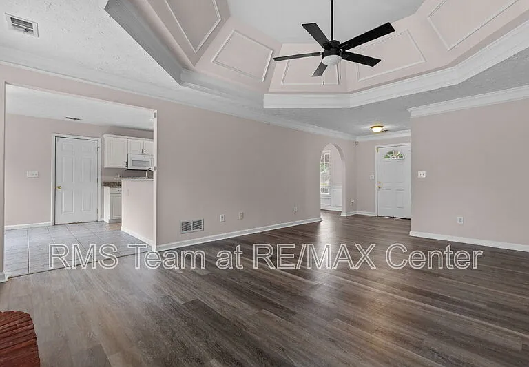 3854 Wheaton Ct — Photo 5