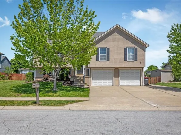 1114 Melody Ct, Kearney, MO 64060