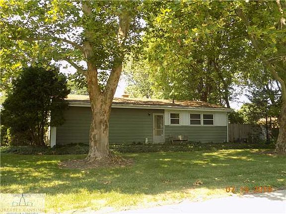 2nd image of 1262 Bayshore Dr