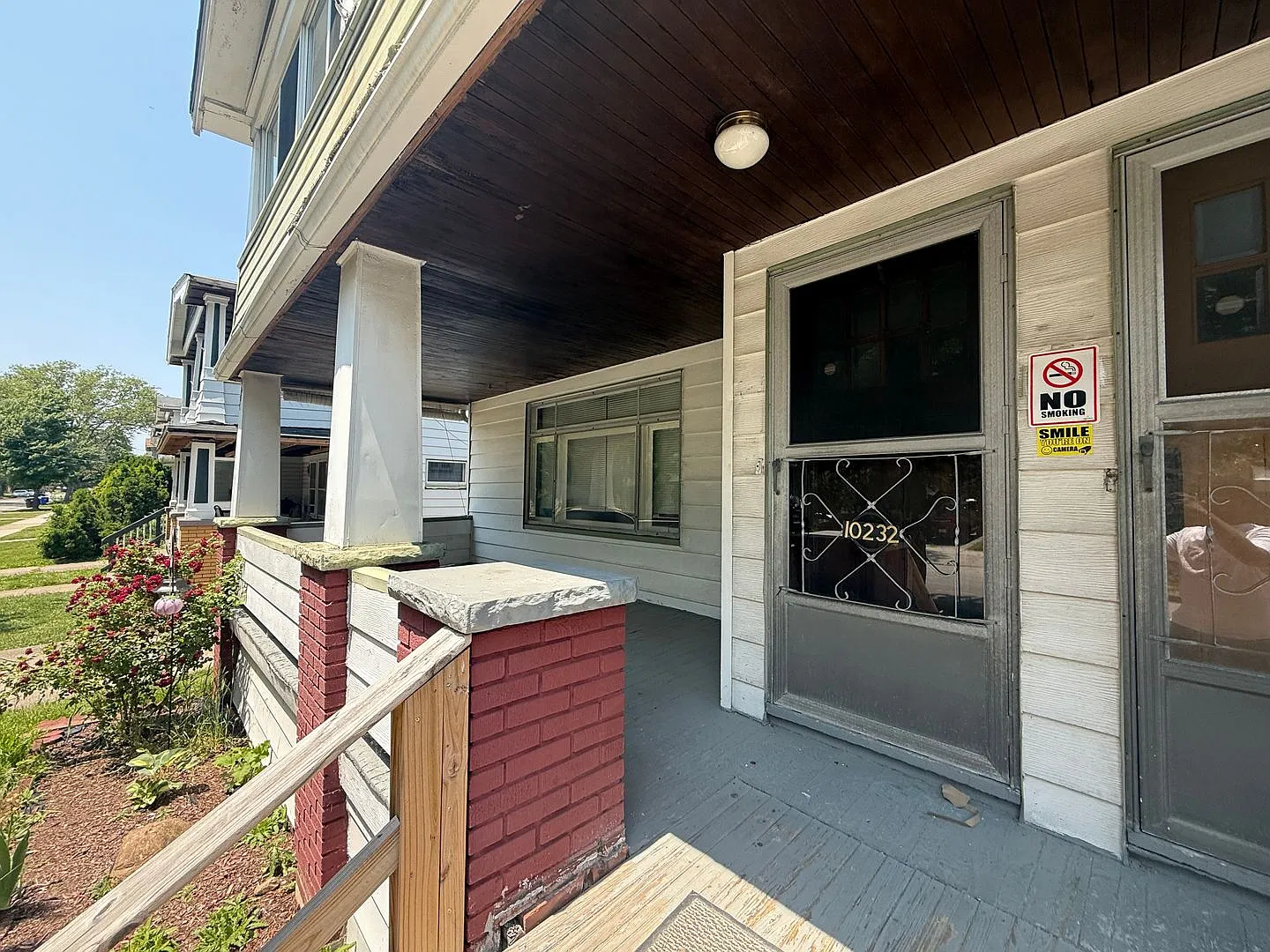 10230 Almira Avenue — Photo 2