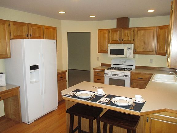 2nd image of 14616 46th Avenue Ct NW