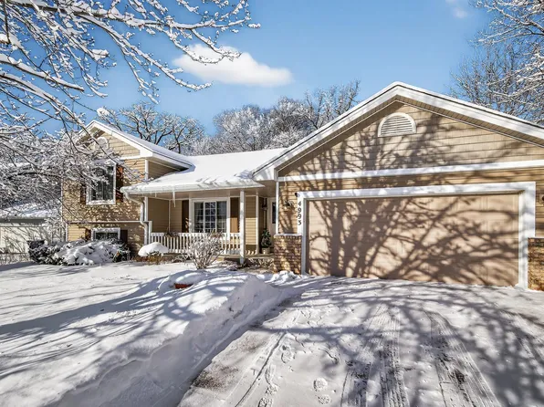4993 Credit River Dr, Savage, MN 55378