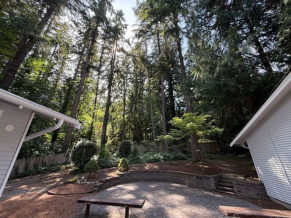 2nd image of 13845 NE 37th Pl