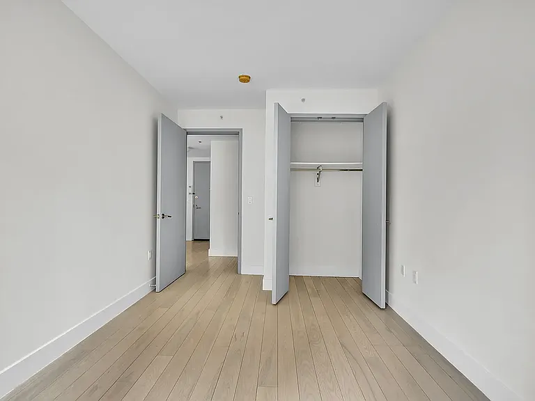 109 Gold St #5C — Photo 8