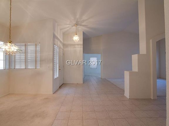 5th image of 5428 Escallonia St