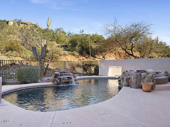 2nd image of 9839 N DESERT ROSE Drive
