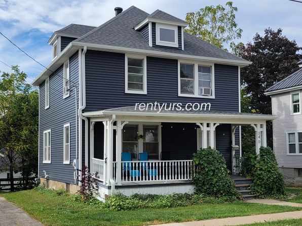 340 N Elm St