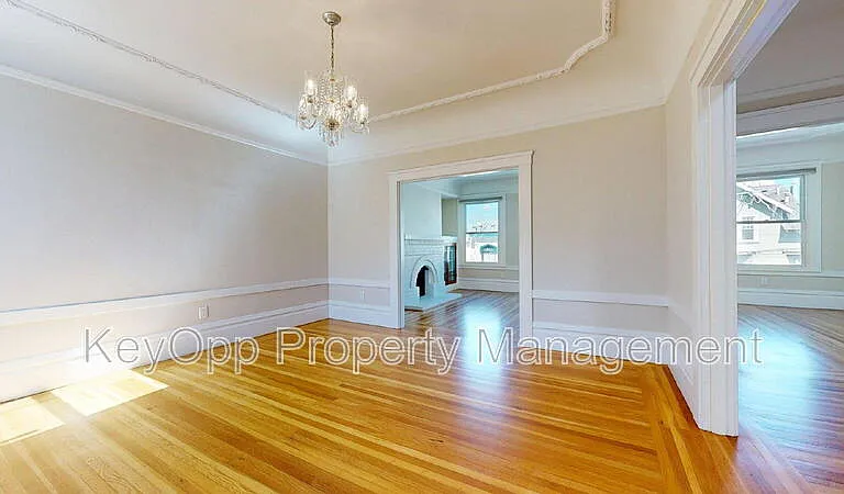 769 18th Ave — Photo 9