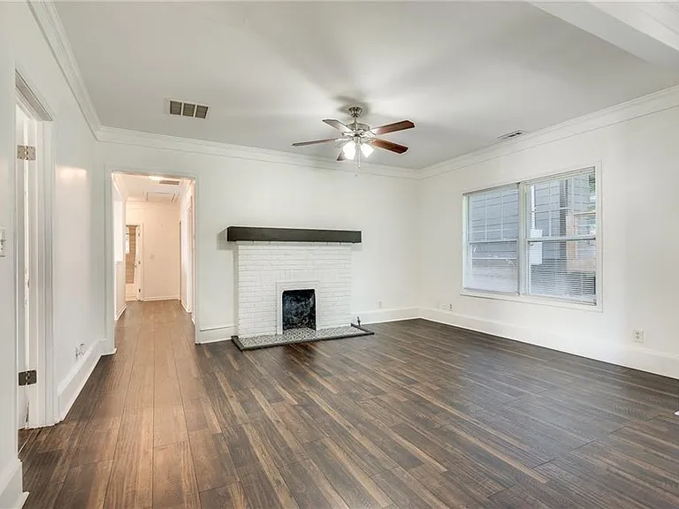 244 Laurel Ave SW — Photo 8