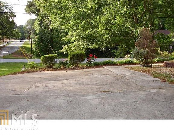 4th image of 301 Hip Pocket Rd