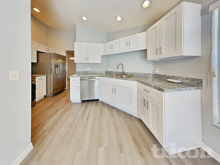 145 Clarinet Way — Photo 5