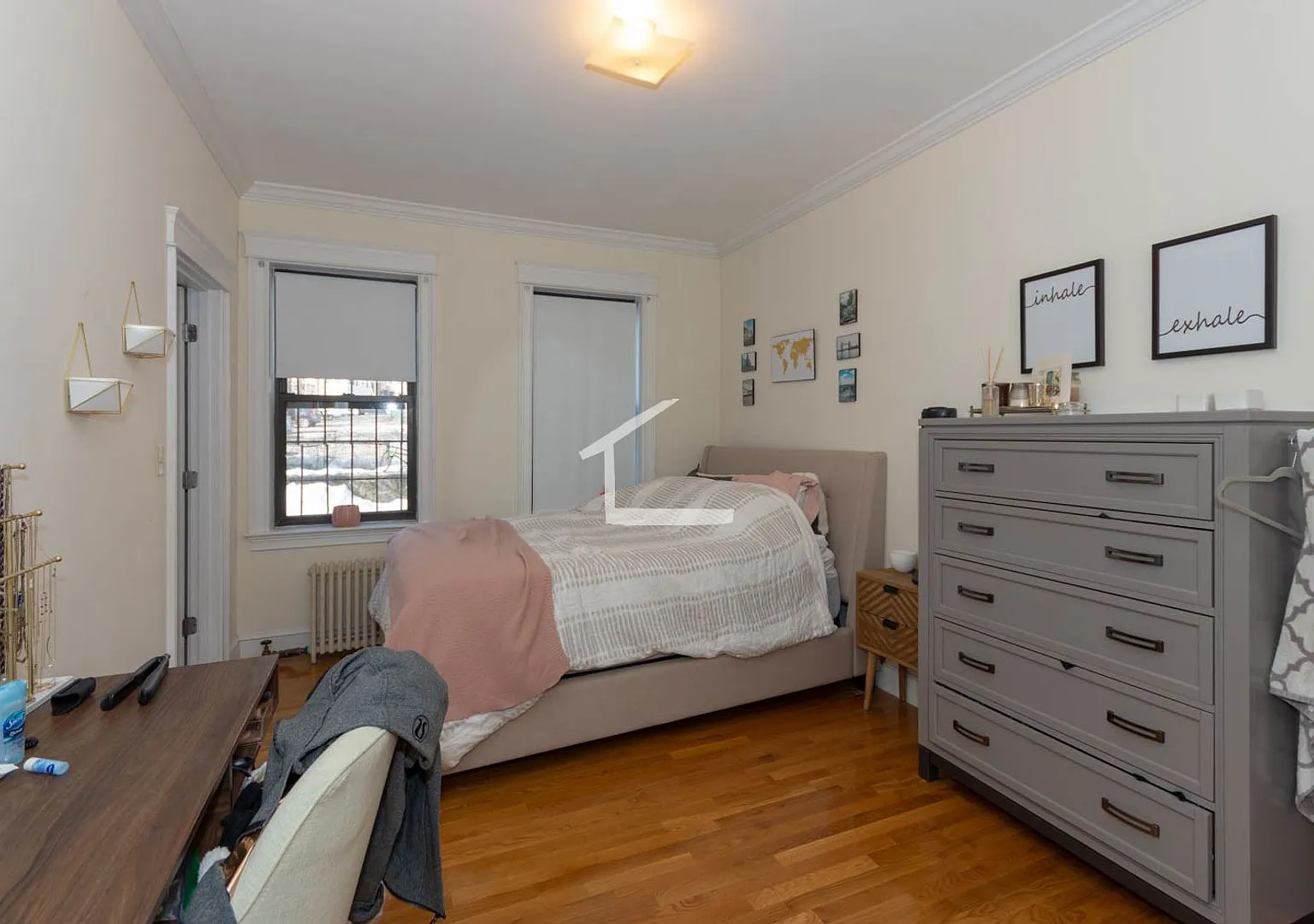 Awesome 4 bed 2 bath in Allston — Photo 3