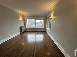 6752 S Crandon Ave, Chicago, IL 60649
