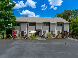 1268C Mooring Line Dr, Seneca, SC 29672