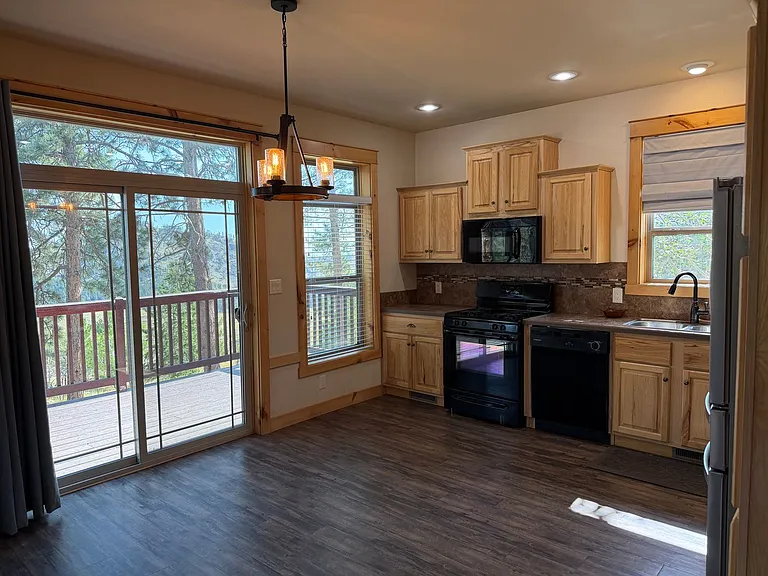 348 La Escena Dr — Photo 10