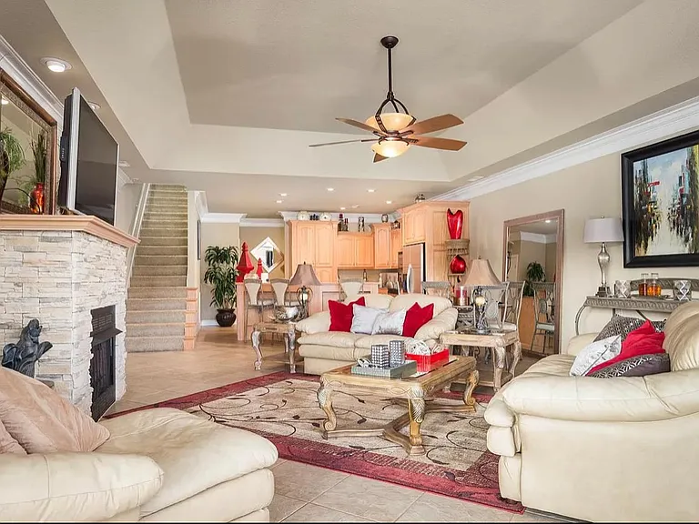 687 Lakewood Dr #C — Photo 10