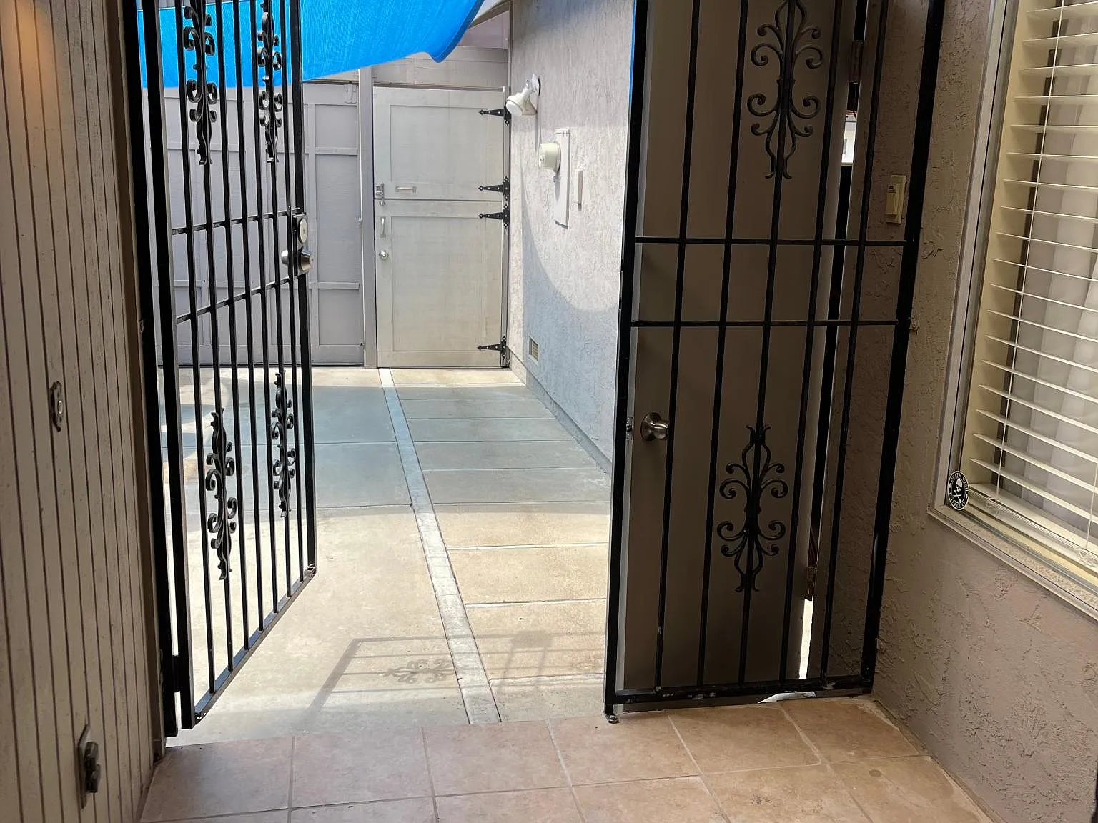 3 bed, 1221 sqft, $4,000 — Photo 4