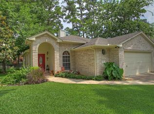 3203 Fitzgerald Dr, Montgomery, TX 77356