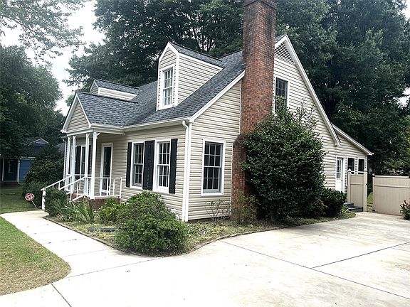 3rd image of 6737 Harrison Rd