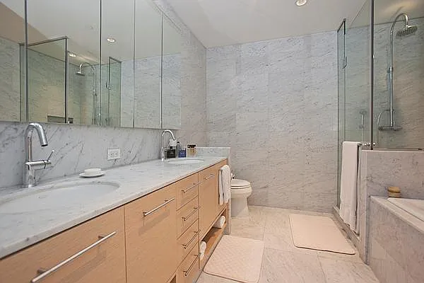 Sold by Keller Williams NYC | media 20