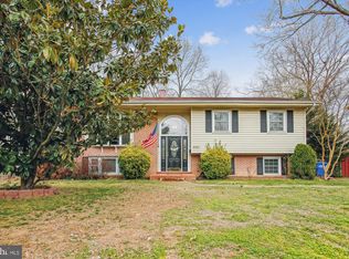 8313 Fort Hunt Rd, Alexandria, VA 22308