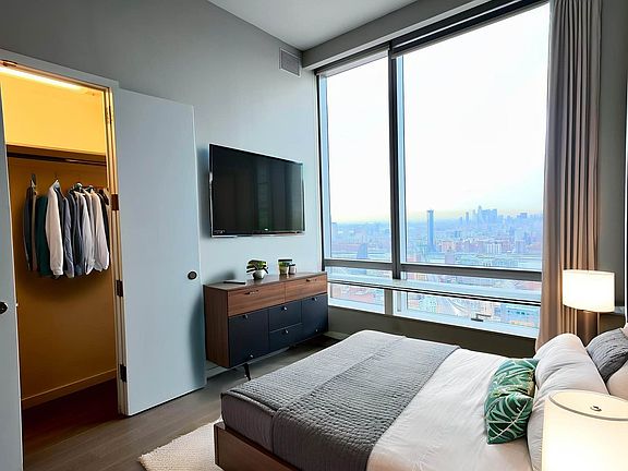 4th image of 1 City Point APT 68B