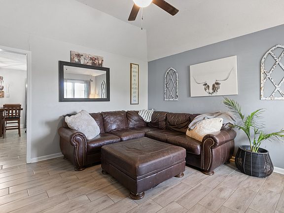 4th image of 1067 Tolliver Way