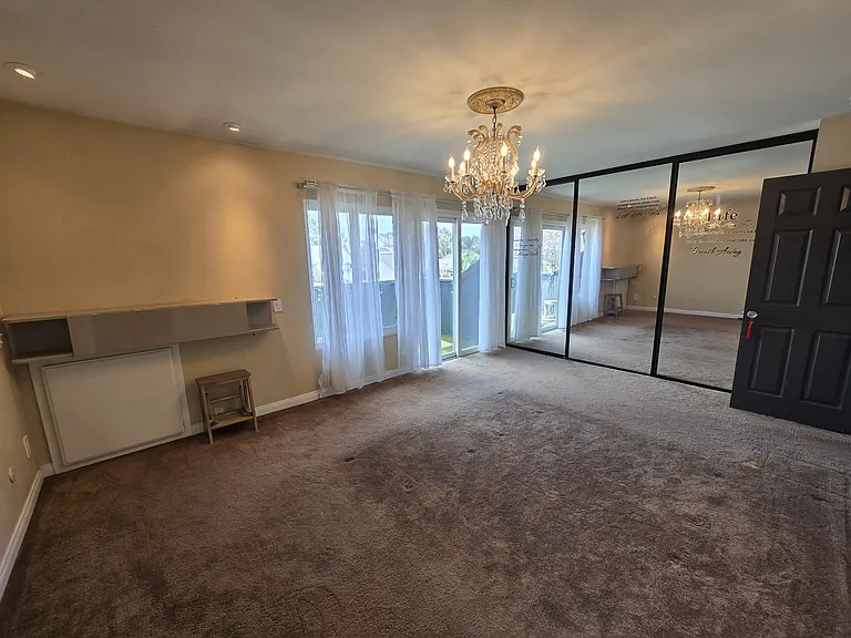 12870 Prairie Dog Ave — Photo 17