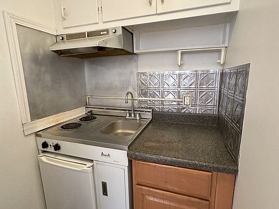 4th image of 612 Madison Ave #11258198
