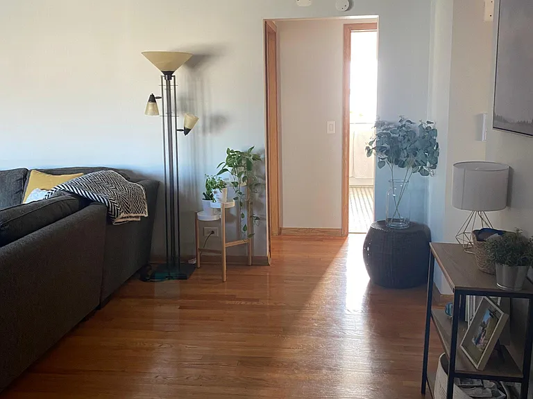 5704 N Oriole Ave #2B — Photo 9