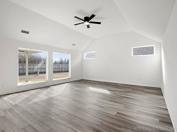 5th image of 13135 S 105th East Ave