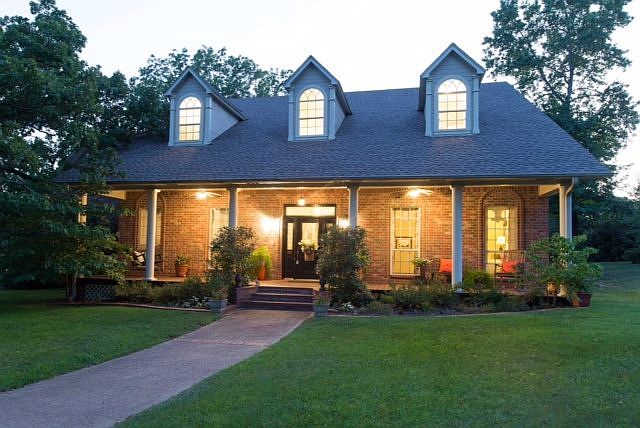 1st image of 19518 Oakmeadow Cir
