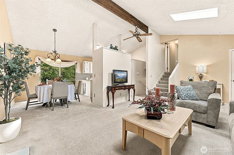 3rd image of 17324 40th Avenue S
