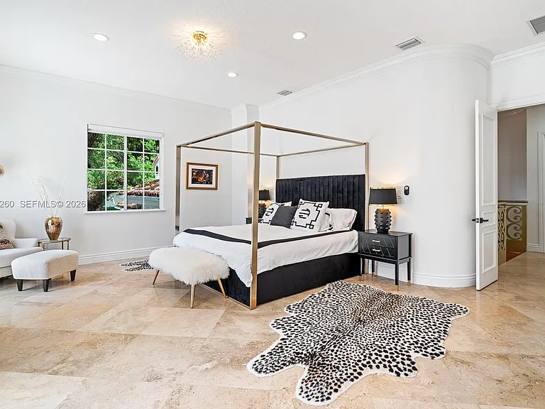 1224 Almeria Ave — Photo 17