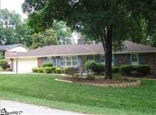 204 Ravensworth Rd, Taylors, SC 29687