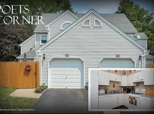 13 Robinson Ct, Freehold, NJ 07728