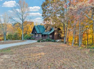 1041 High Meadow Dr, Spencer, TN 38585