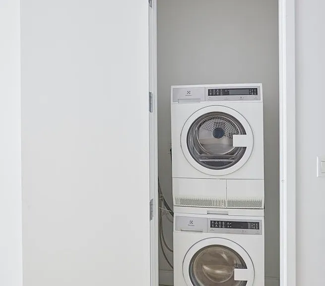 420 W 25th St #2D — Photo 9