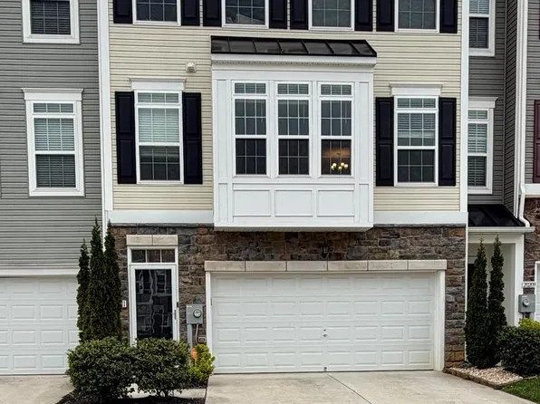 20211 Capital Ln, Hagerstown, MD 21742