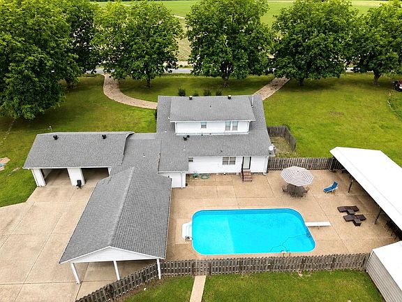 4th image of 58 Muzzi Rd