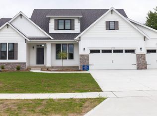 1625 Kingsland Dr SW, Byron Center, MI 49315