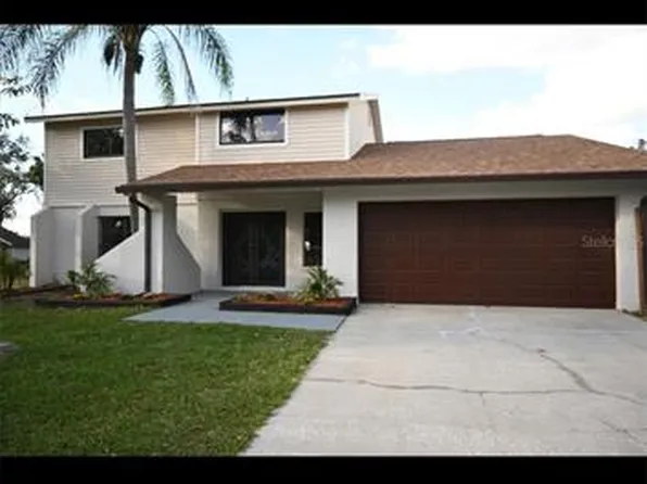 1420 Corner Oaks Dr, Brandon, FL 33510