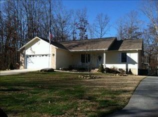 3225 Warpath Dr, Crossville, TN 38572