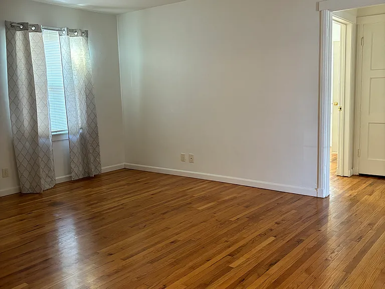 25 W K St — Photo 4