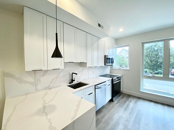 5th image of 1520 N 8th St #U1