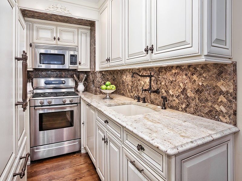 1st image of 121 W 82nd St APT B