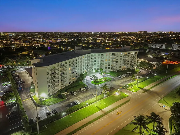 2851 S Ocean Blvd #4M — Photo 22