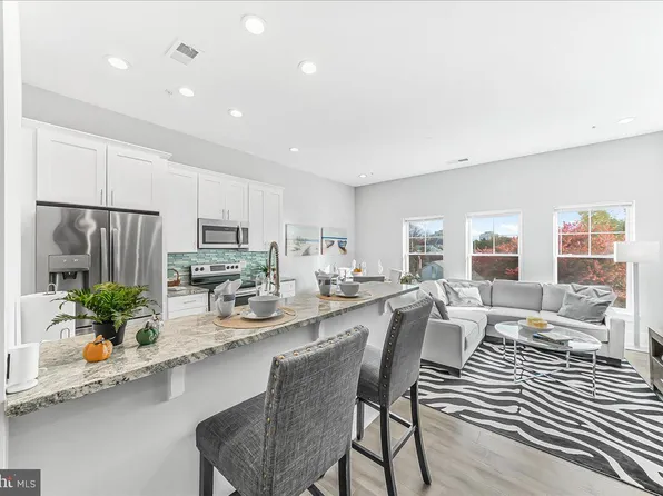 537 Apple St #302, Conshohocken, PA 19428